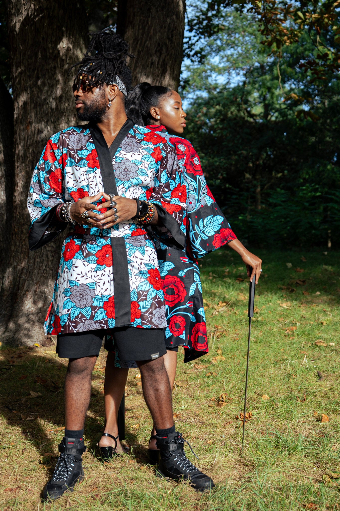 Long kimono in wax fabric - One size - White - African pattern - black collar
